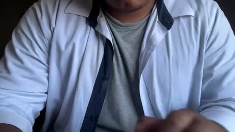 bigdrewdoza223 online show from May 18, 7:53 pm