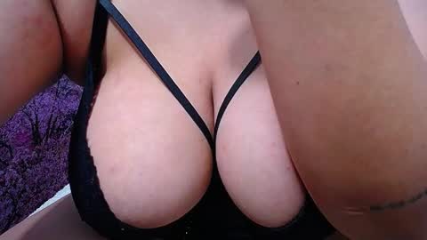  Sunny   online show from May 11, 5:47 am