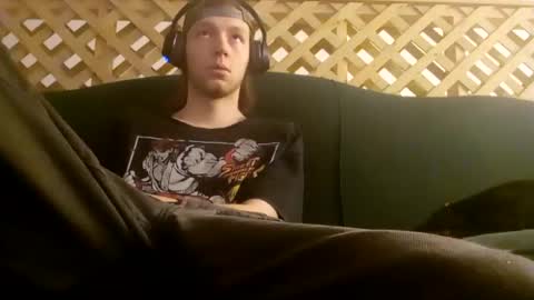 biggestboiiii online show from October 8, 8:09 am