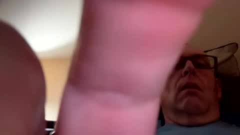 biggloves4bighands online show from February 7, 11:19 pm