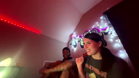 biggz0766 online show from December 18, 2:07 am