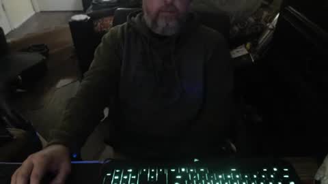 bighugmugg online show from February 1, 11:46 pm