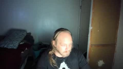 bigmike20129020 online show from June 1, 8:48 am