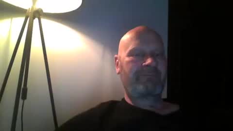 bigmike3339 online show from March 10, 6:56 pm
