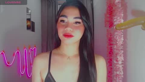 kiaaannaaaa online show from April 20, 9:51 pm