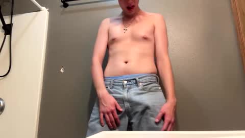 bigskinnyboyshh online show from September 30, 3:39 am