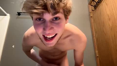 bigskinnyboyshh online show from January 9, 5:43 pm