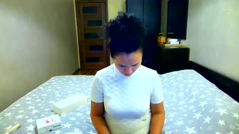 Snapshot of bililay chatting on September 16, 8:45 pm DOM NIKA online show from September 16, 8:45 pm