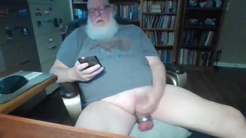 Snapshot of billybear1956 chatting on February 7, 4:24 pm billybear1956 online show from February 7, 4:24 pm