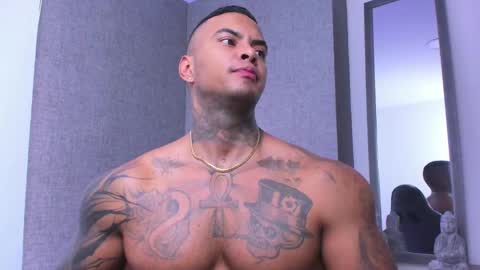 dariux john online show from January 18, 11:43 am