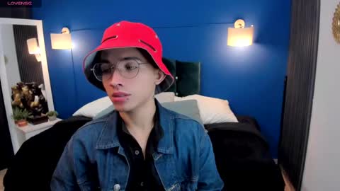  ..  .. online show from March 9, 3:22 am