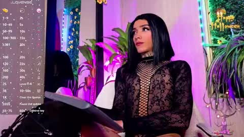  ..  .. online show from October 20, 1:32 am