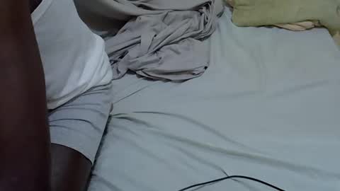 bitch_zonecouples online show from December 16, 7:20 pm