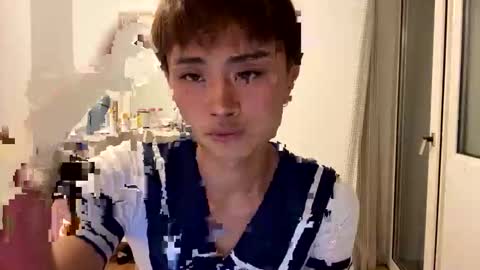 Lou online show from May 31, 10:22 pm