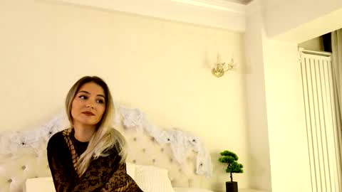 Snapshot of bitefromtemptation chatting on October 18, 10:58 pm BiteFromTemptation online show from October 18, 10:58 pm
