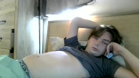 bkennedy829 online show from July 5, 12:47 am