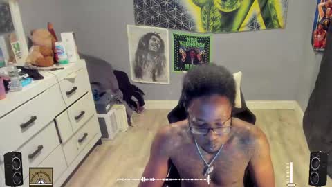 Snapshot of blaccanalmatters chatting on October 24, 11:49 pm Plant Base Streamers From Pennsylvania online show from October 24, 11:49 pm