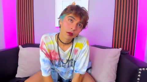  Oliver  online show from April 20, 4:59 am