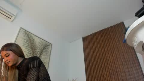 Cami online show from August 8, 5:39 am