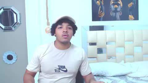 black_king_241 online show from March 10, 2:50 am