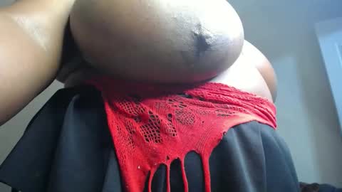 blackladyqx online show from January 26, 11:18 pm