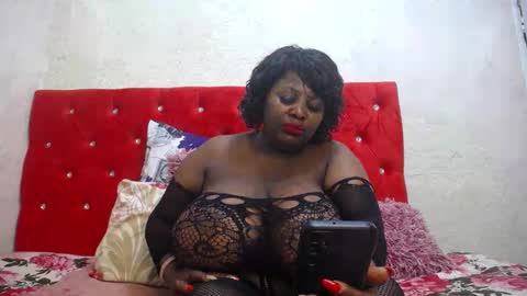 blackladyqx online show from February 18, 4:37 am