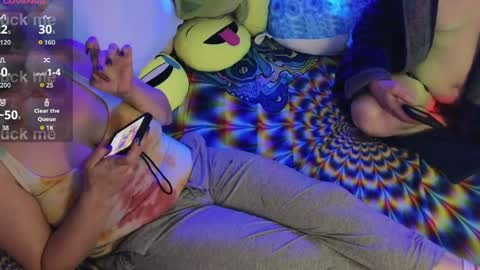 blacklightparty69 online show from April 12, 12:47 am