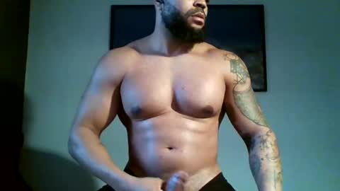 Snapshot of blackmacauly chatting on October 27, 8:09 pm Macauly online show from October 27, 8:09 pm