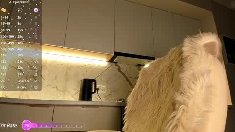 Snapshot of blackmilk_01 chatting on December 29, 1:38 pm Karina online show from December 29, 1:38 pm