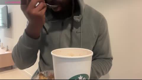 blackmuscles77 online show from February 27, 4:32 pm