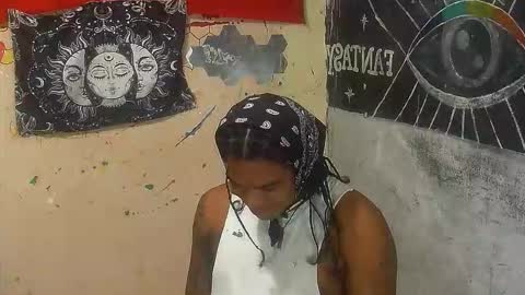 i am D.L online show from November 18, 1:03 pm