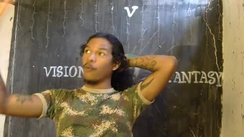 i am D.L online show from January 12, 3:25 pm