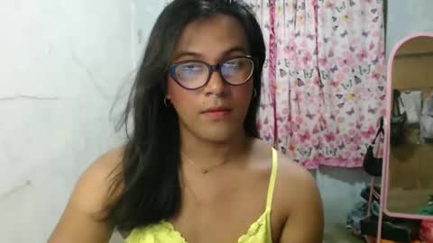 Ellez online show from February 27, 6:22 pm