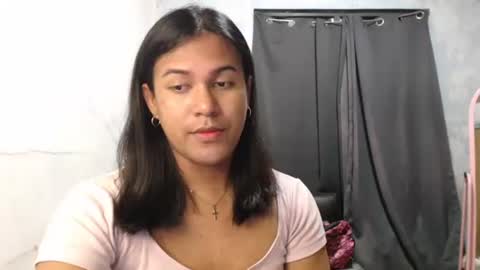 Ellez online show from November 23, 6:17 pm