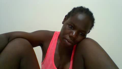 SARAH online show from April 12, 6:23 pm