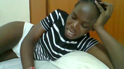 SARAH online show from March 25, 7:31 pm