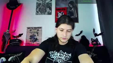 Snapshot of blackwolf_6 chatting on October 19, 4:00 pm Dave online show from October 19, 4:00 pm