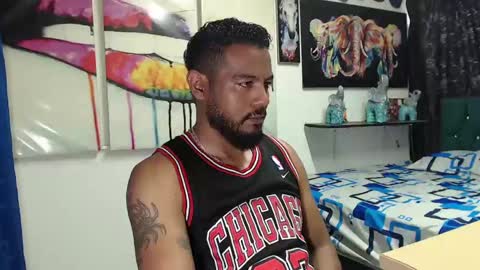 Richard online show from February 5, 1:33 pm