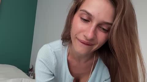 Snapshot of blair_foxxxy chatting on October 22, 4:59 am Blair online show from October 22, 4:59 am