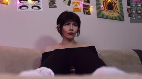 Britney online show from April 19, 6:10 pm