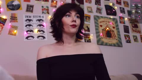 Britney online show from March 18, 1:17 pm