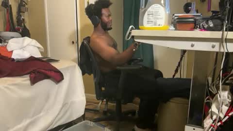 Blackjag00 online show from October 17, 7:45 am