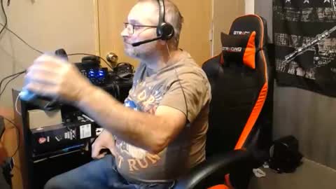 Snapshot of blazingslow chatting on October 26, 5:52 am blazingslow online show from October 26, 5:52 am