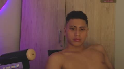 bleesd_anto online show from November 14, 10:11 pm