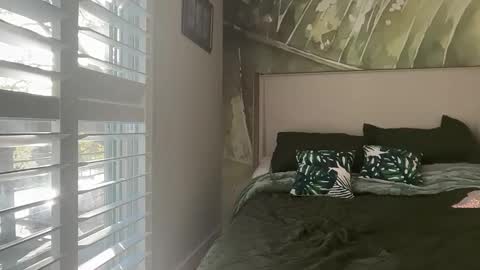 blondebunny999 online show from March 18, 11:32 pm