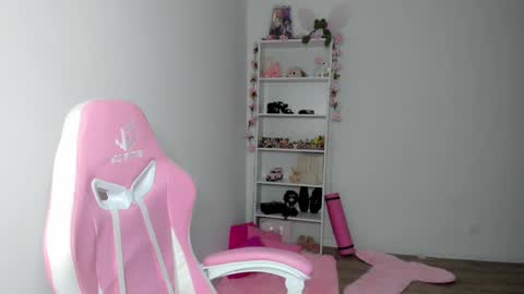 Elisa online show from February 25, 11:26 pm