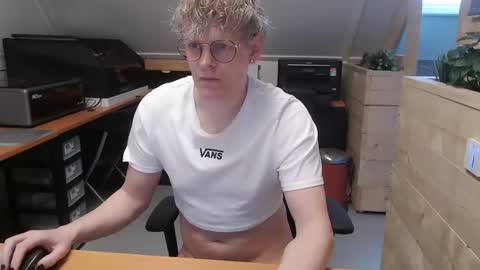 Sven online show from February 19, 10:47 am