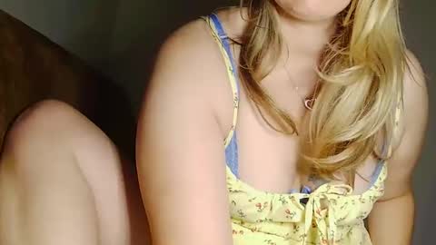 blondie6767 online show from November 8, 5:32 am