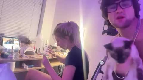 blondieangel11 online show from May 23, 7:04 am