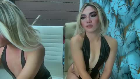 blondina_twinx online show from May 11, 5:32 pm
